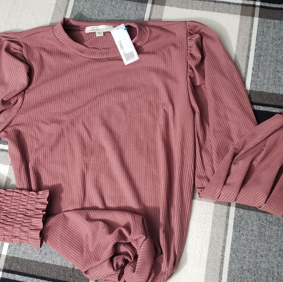 Small balloon sleeve ribbed top - Picture 4 of 4